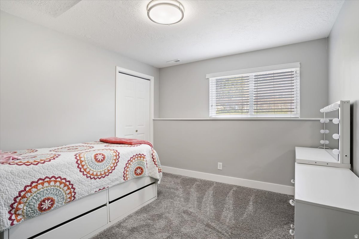 CAMARREN COVE - Residential