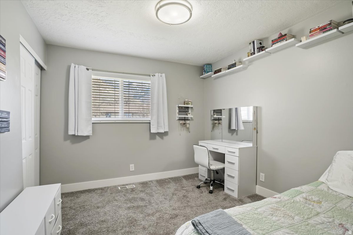 CAMARREN COVE - Residential