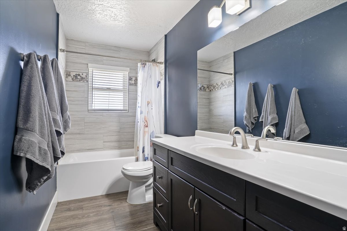 CAMARREN COVE - Residential