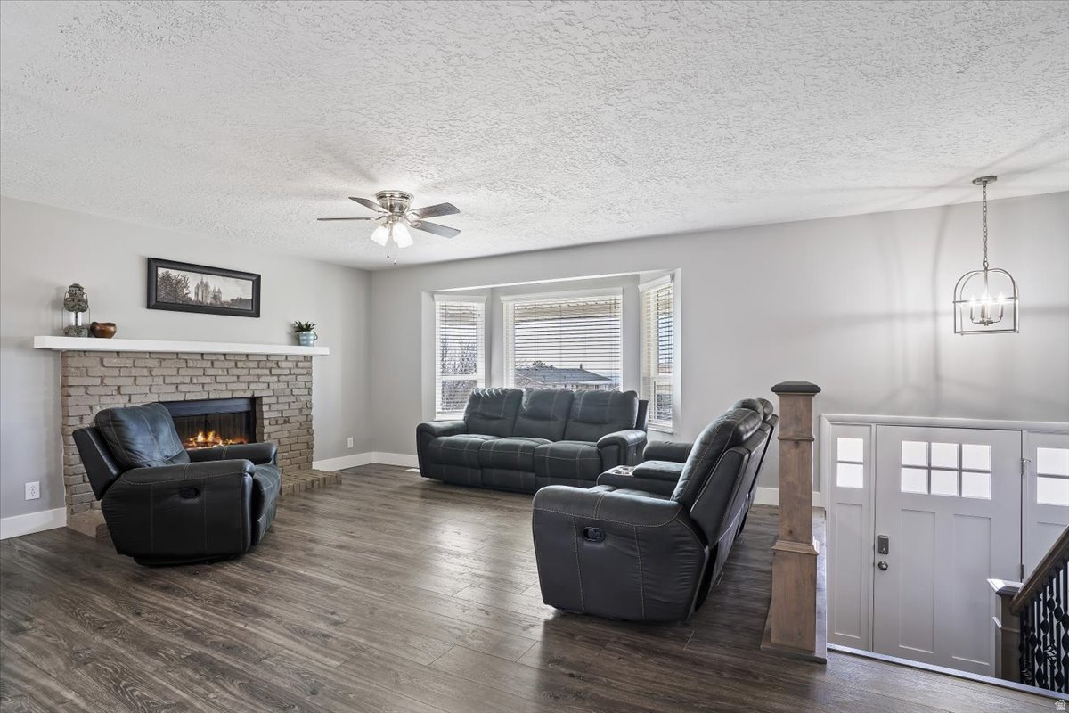 CAMARREN COVE - Residential