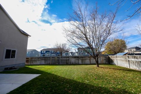 Tiny photo for 3344 E KENNEKUK LN N, Eagle Mountain, UT 84005 (MLS # 2122032)
