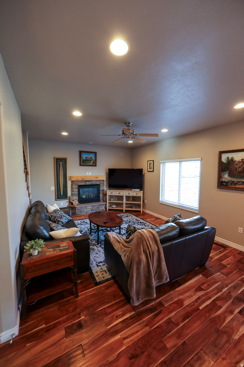 KENNEKUK AT RED HAWK RANCH R1-N13 15S - Residential