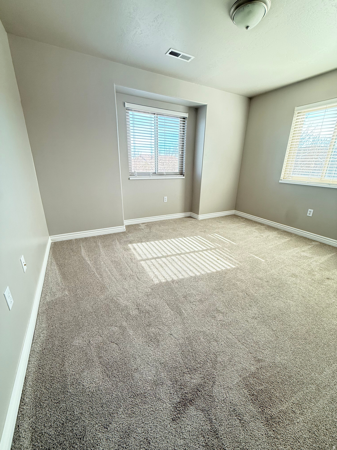 KENNEKUK AT RED HAWK RANCH R1-N13 15S - Residential