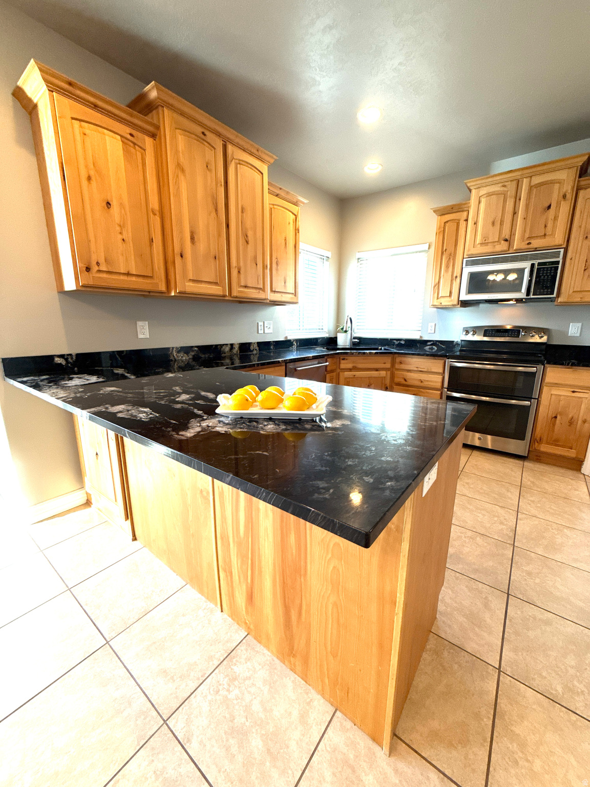 KENNEKUK AT RED HAWK RANCH R1-N13 15S - Residential