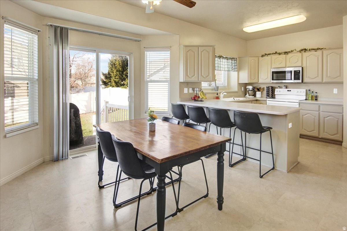 FOX POINTE - Residential