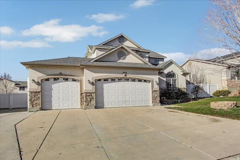 Tiny photo for 1450 S 400 E, Kaysville, UT 84037 (MLS # 2127250)