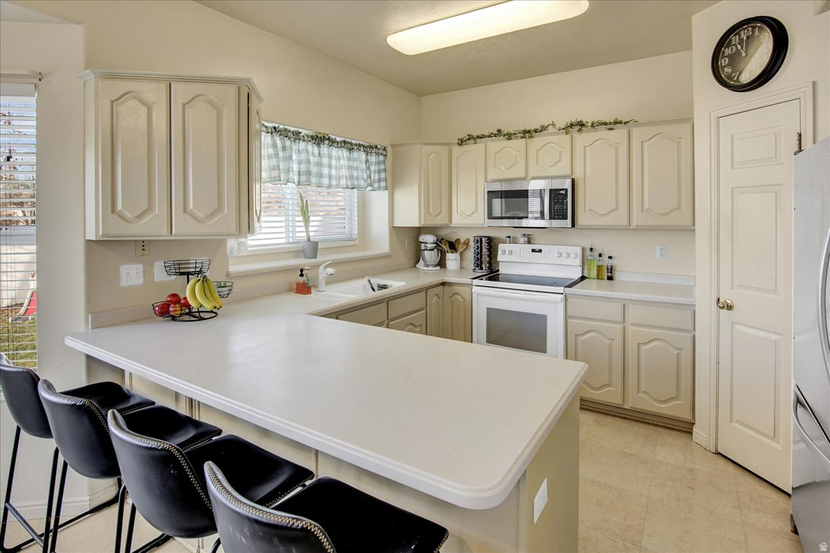 FOX POINTE - Residential