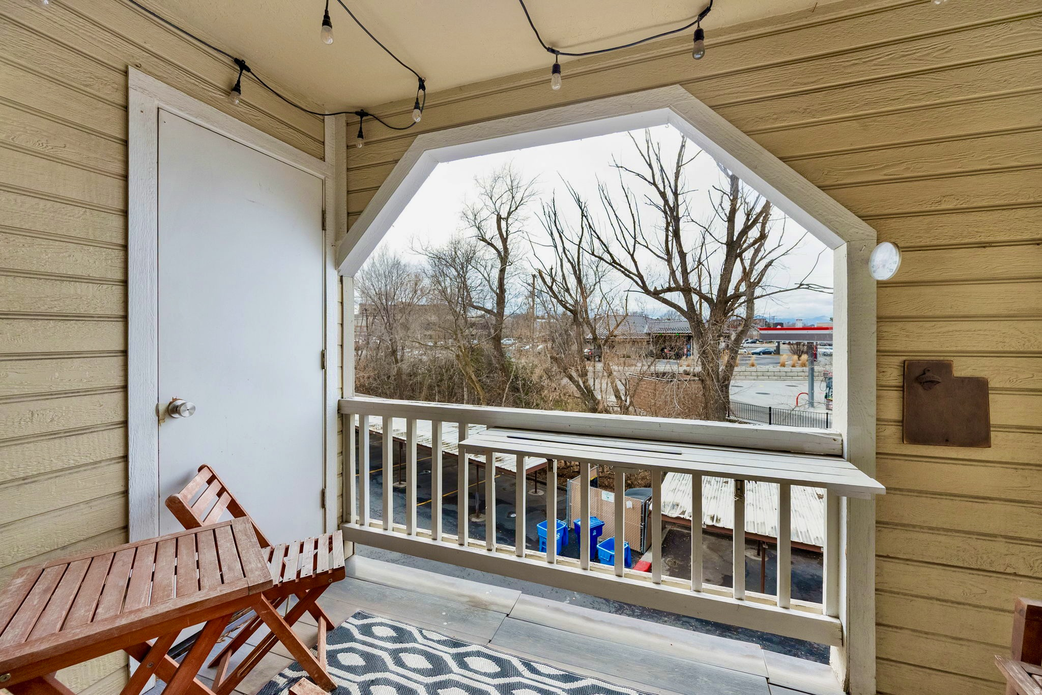 WATERSIDE - Residential