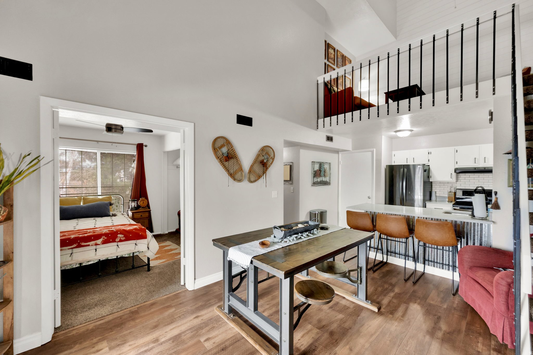 WATERSIDE - Residential