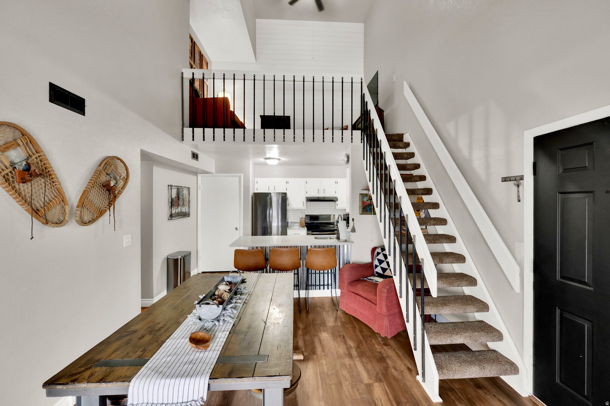 WATERSIDE - Residential