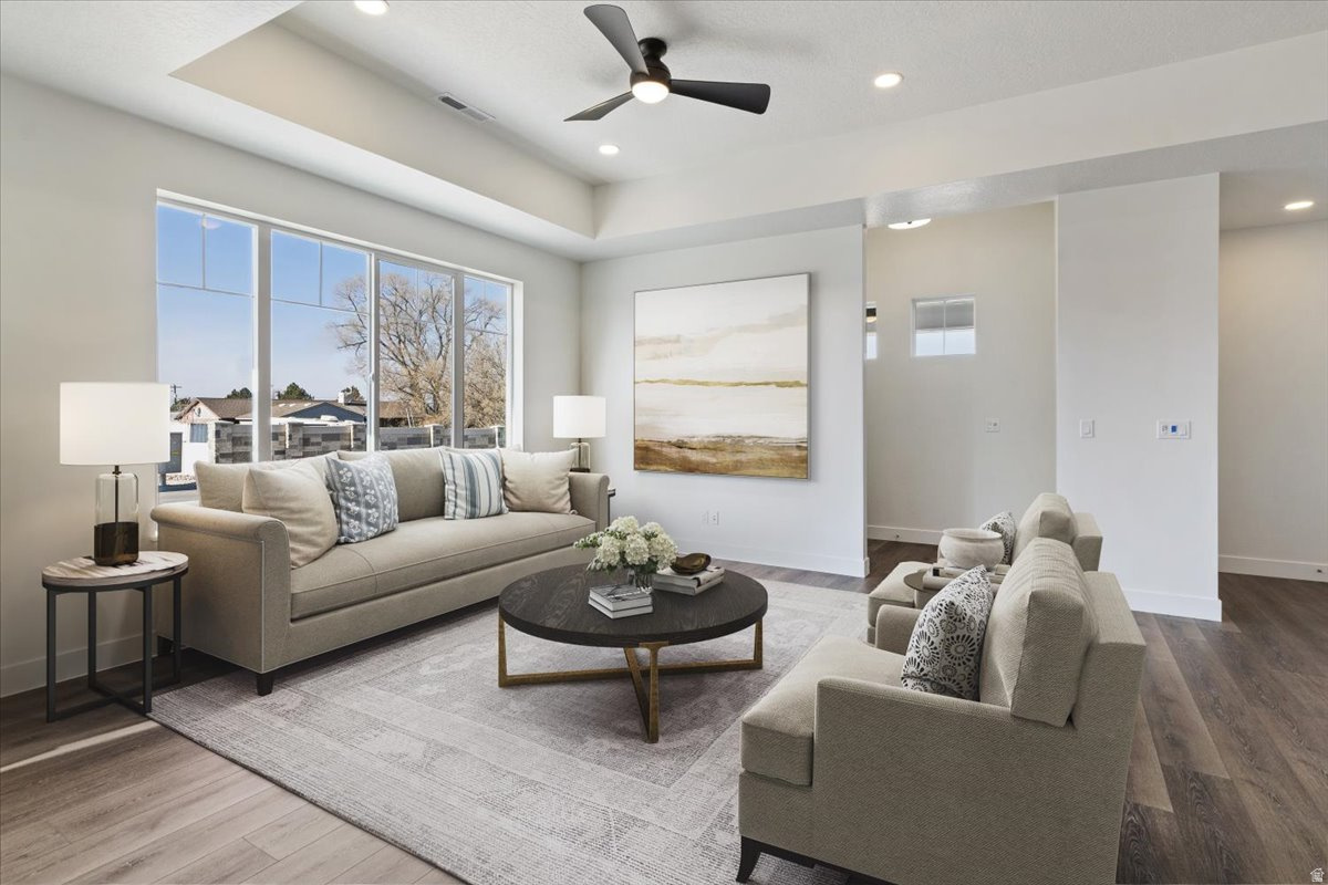 THE COTTAGES AT PEARCE FARM - Residential