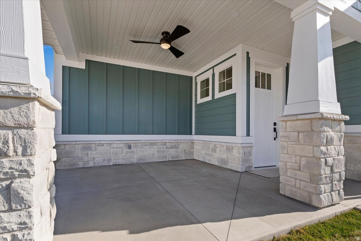THE COTTAGES AT PEARCE FARM - Residential