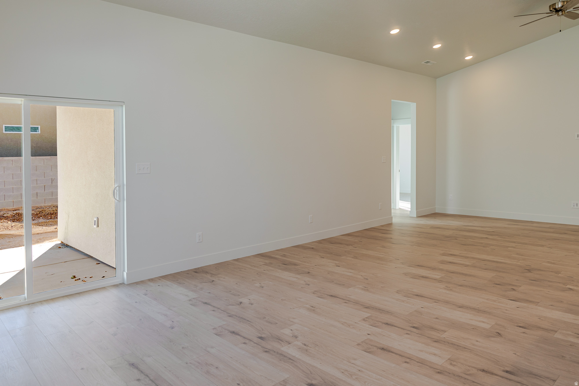 EKKO VIEW ESTATES - Residential