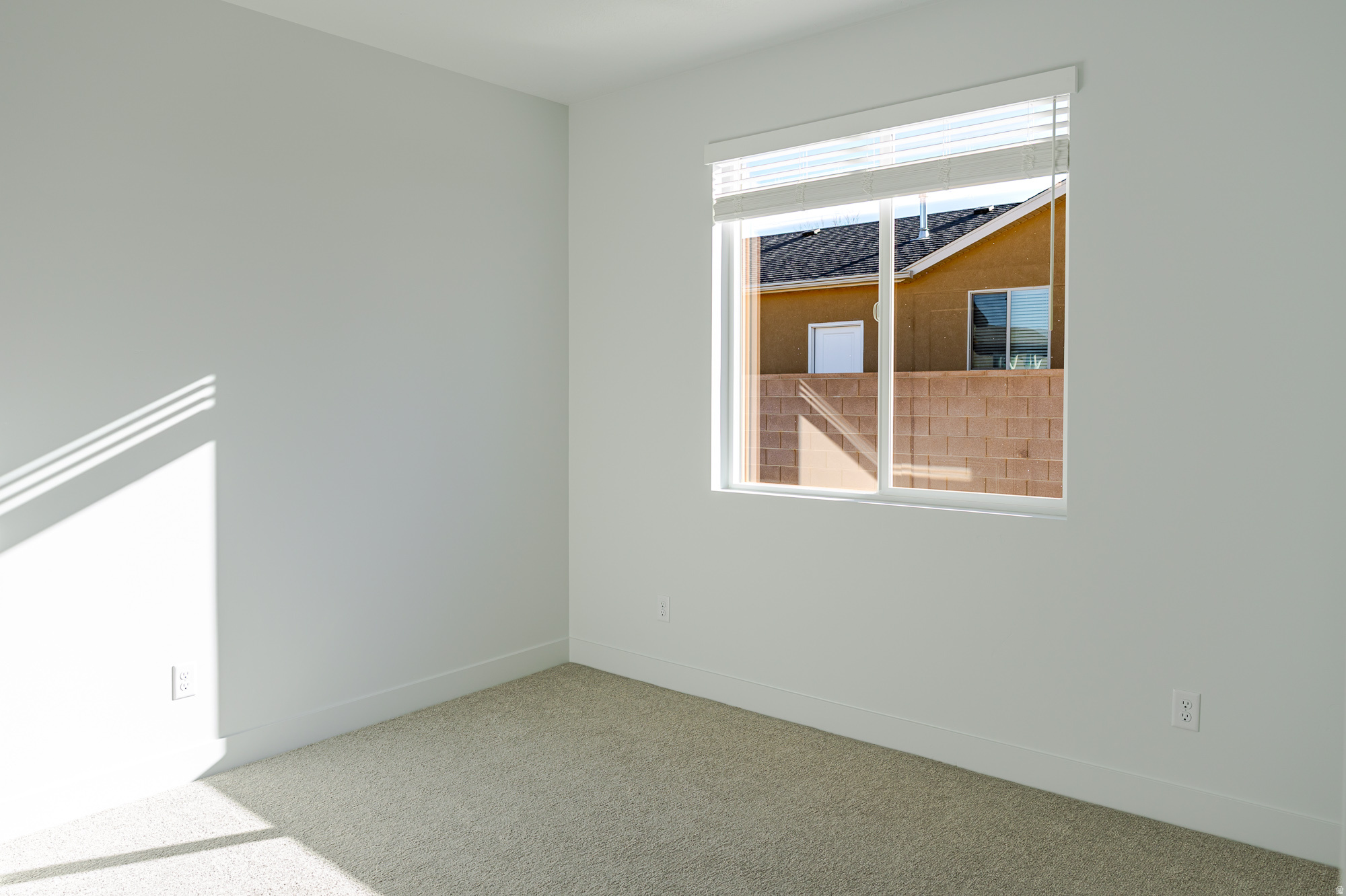 EKKO VIEW ESTATES - Residential