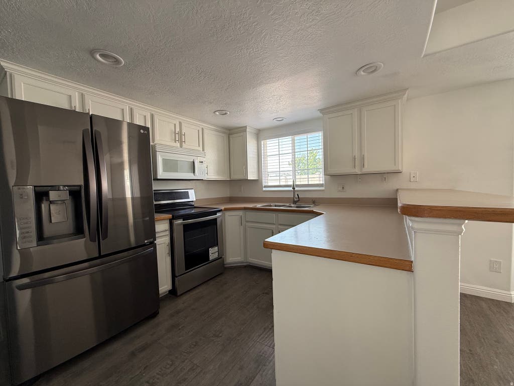 Photo of 1250 W 1295 S, Orem, UT 84058 (MLS # 2176252)