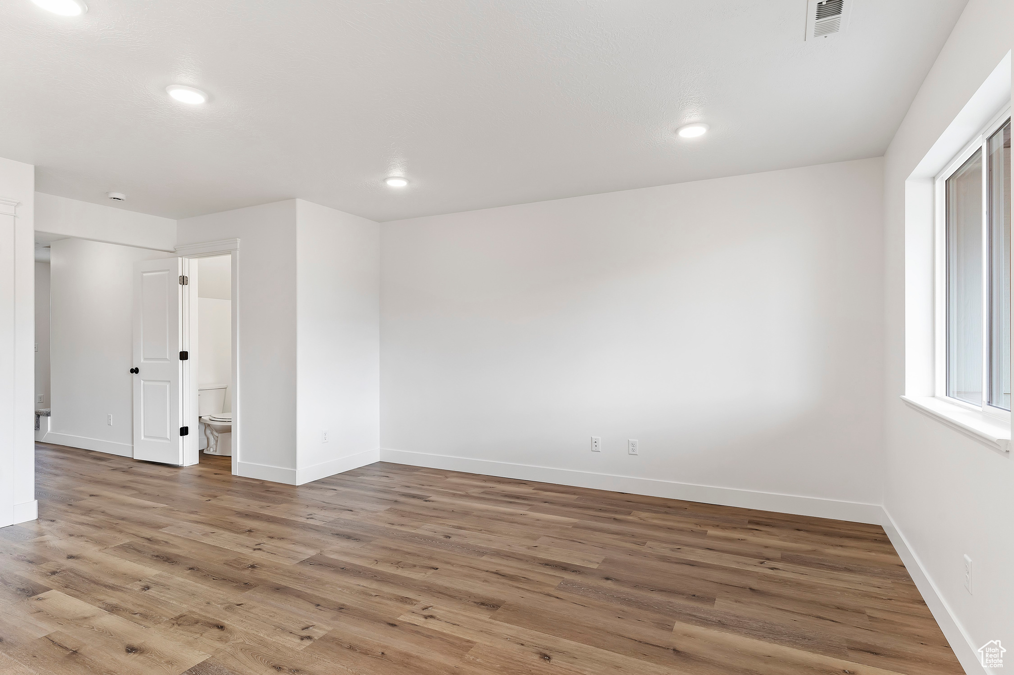 3066 S Ludlow C Way, Syracuse, Utah image 4