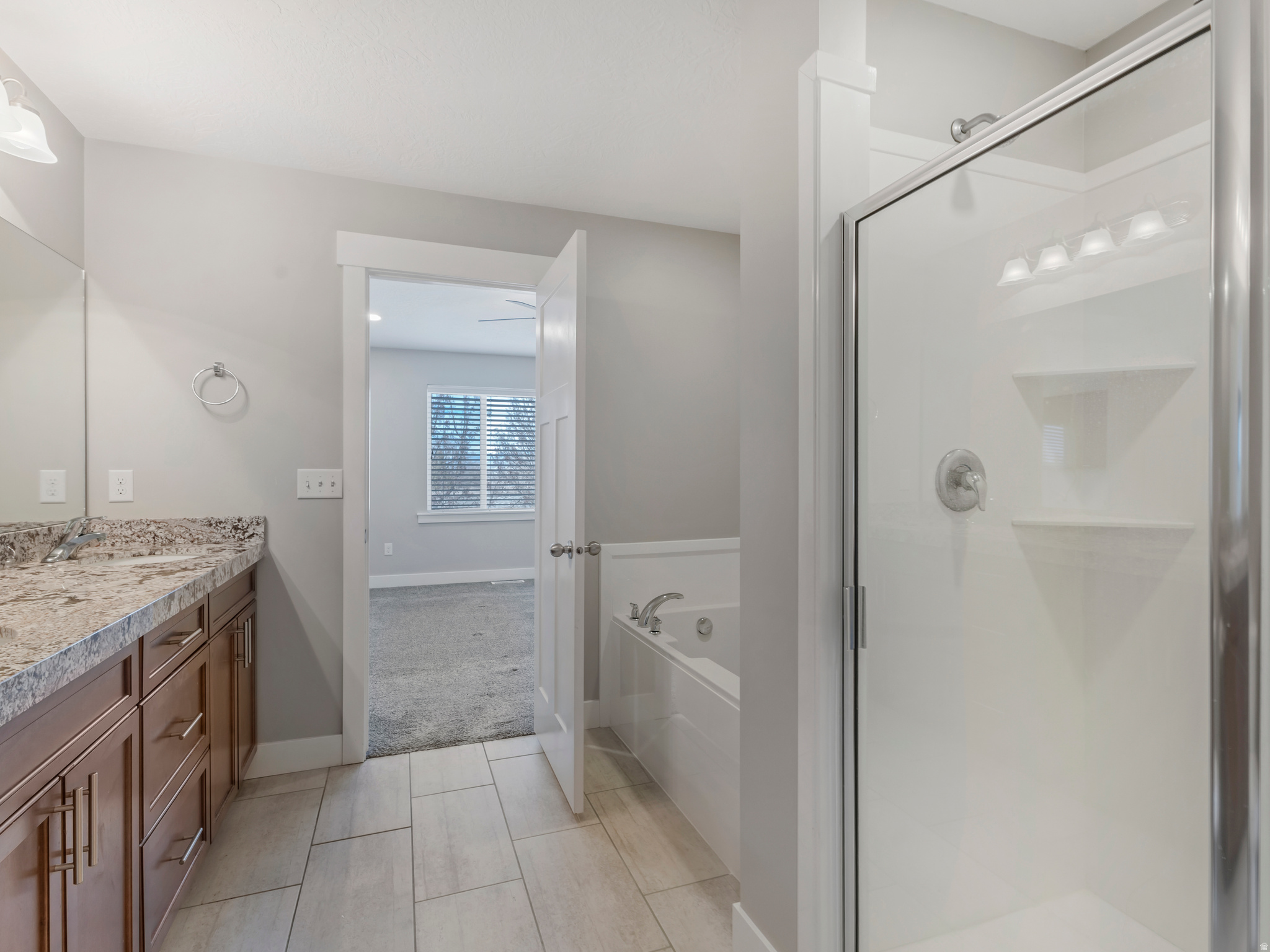 THE VILLAGES ON WINCHESTER - Residential