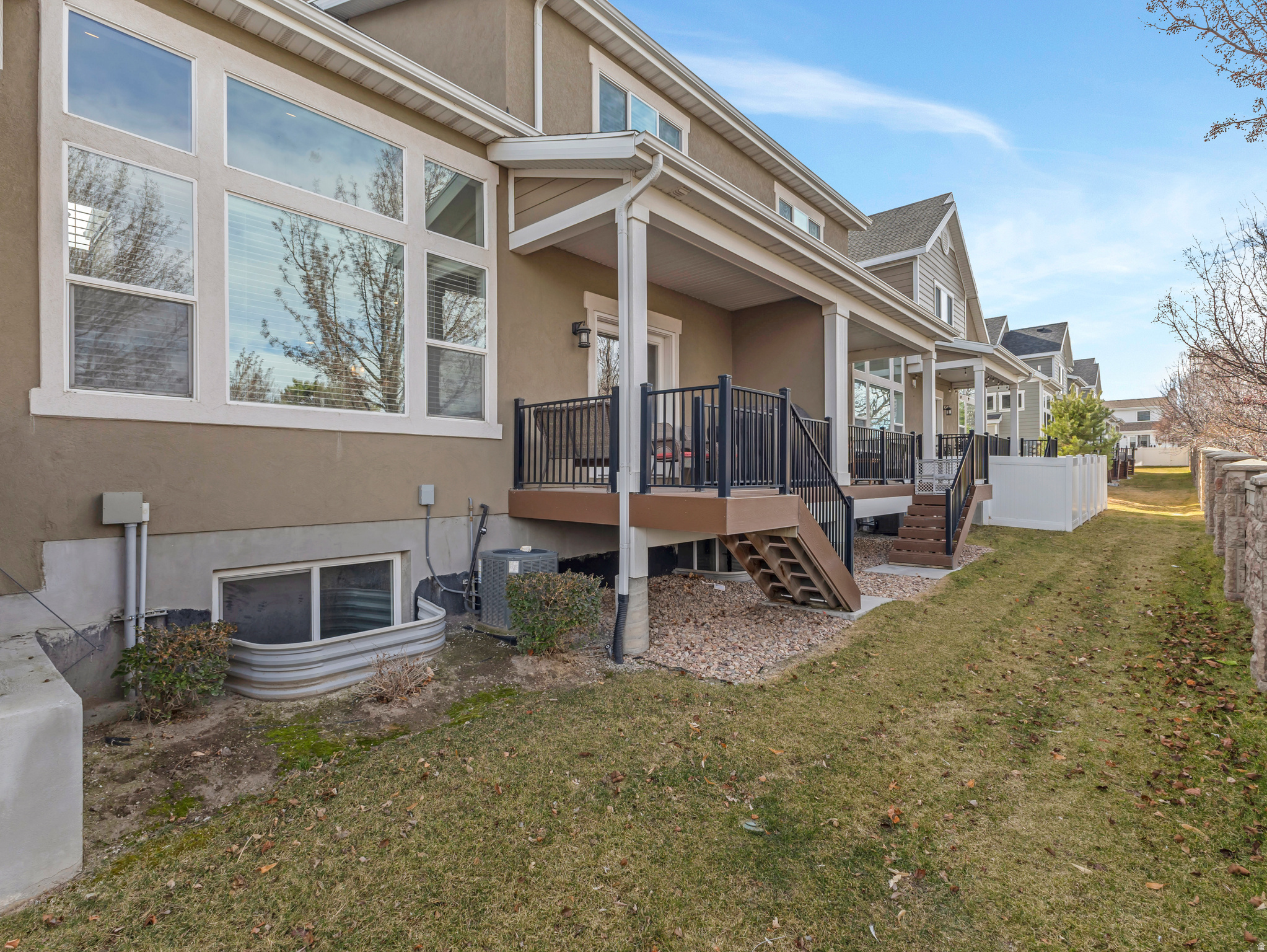 THE VILLAGES ON WINCHESTER - Residential