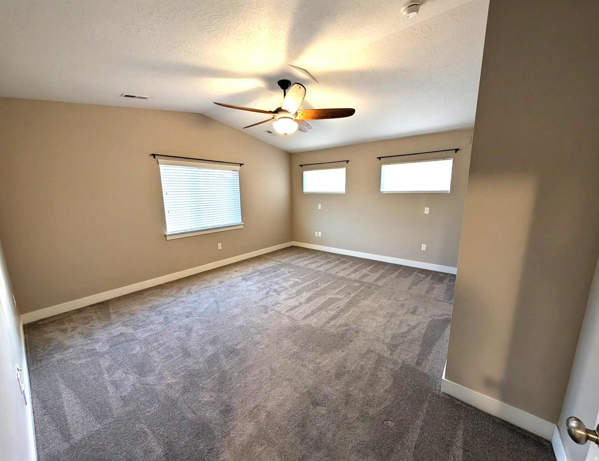 EAST RIVERWALK - Residential