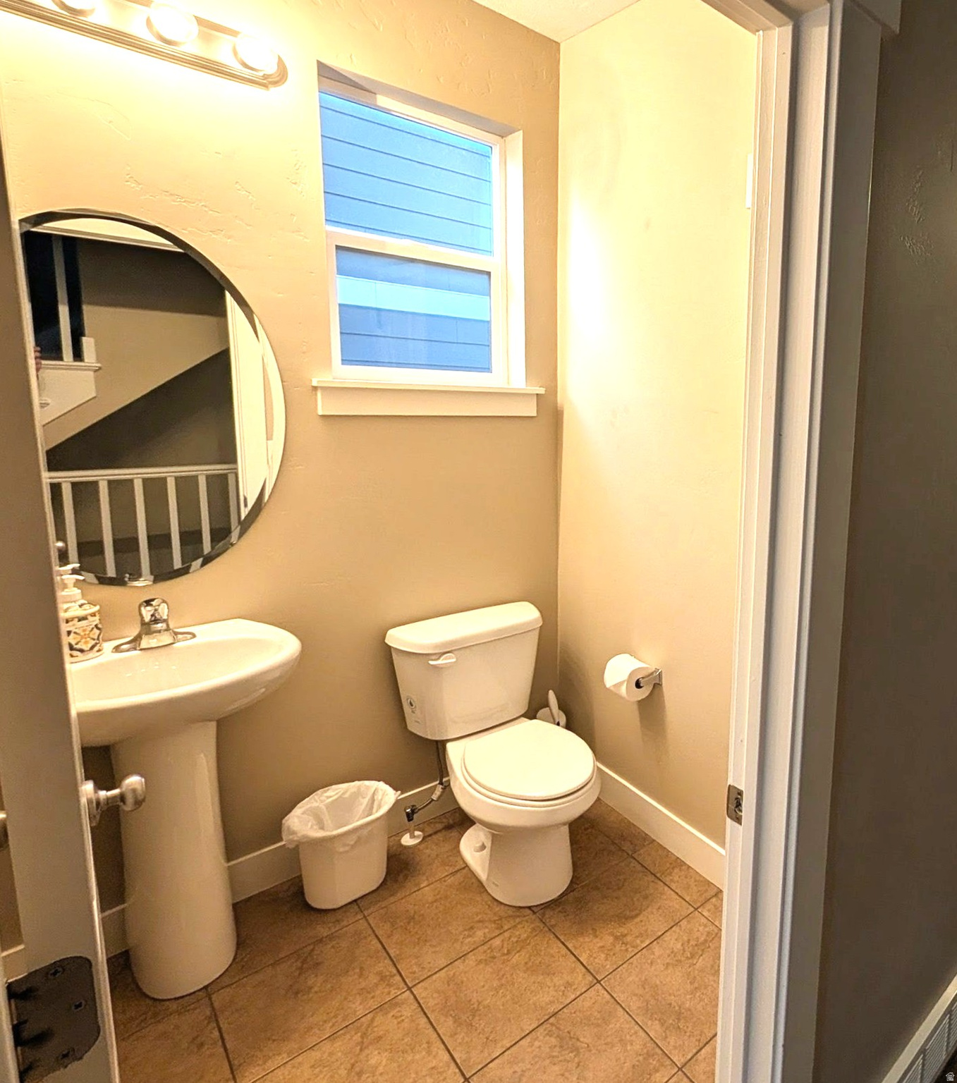 EAST RIVERWALK - Residential