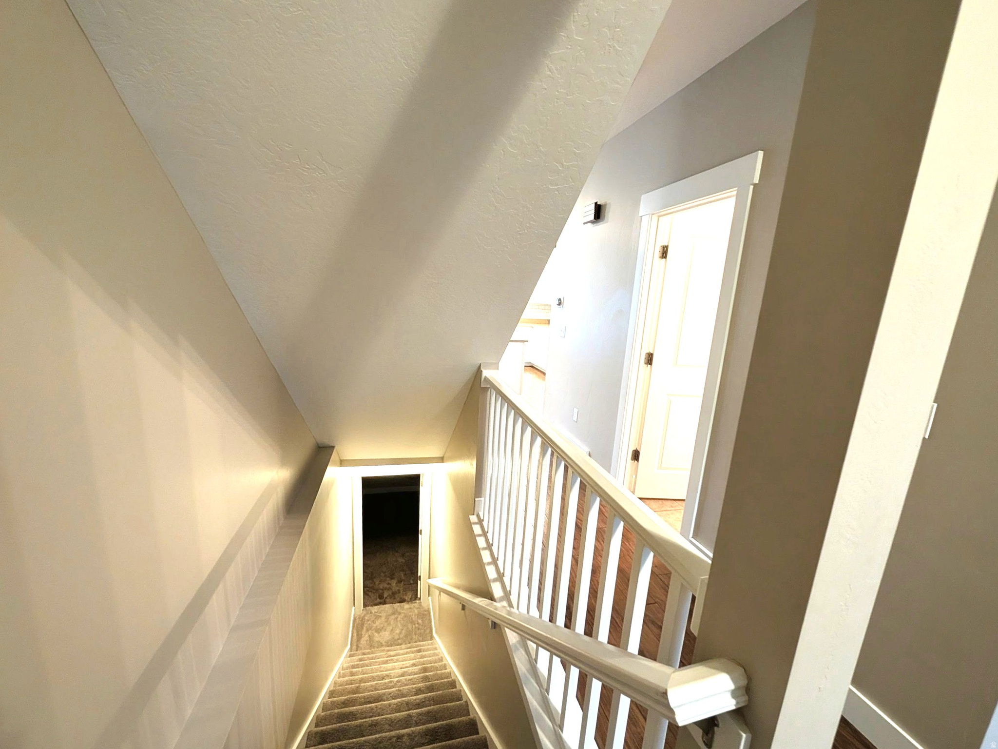 EAST RIVERWALK - Residential