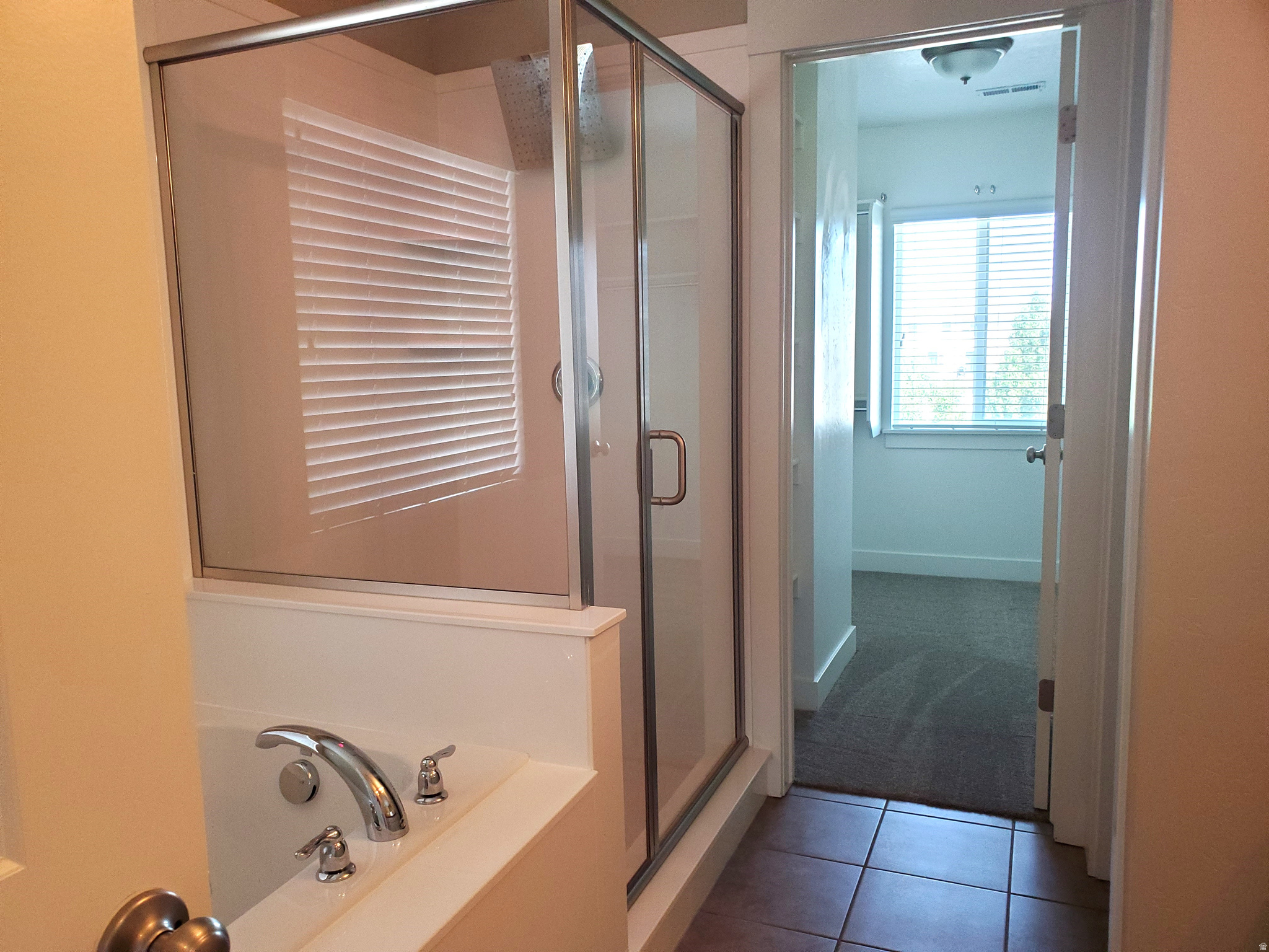 EAST RIVERWALK - Residential