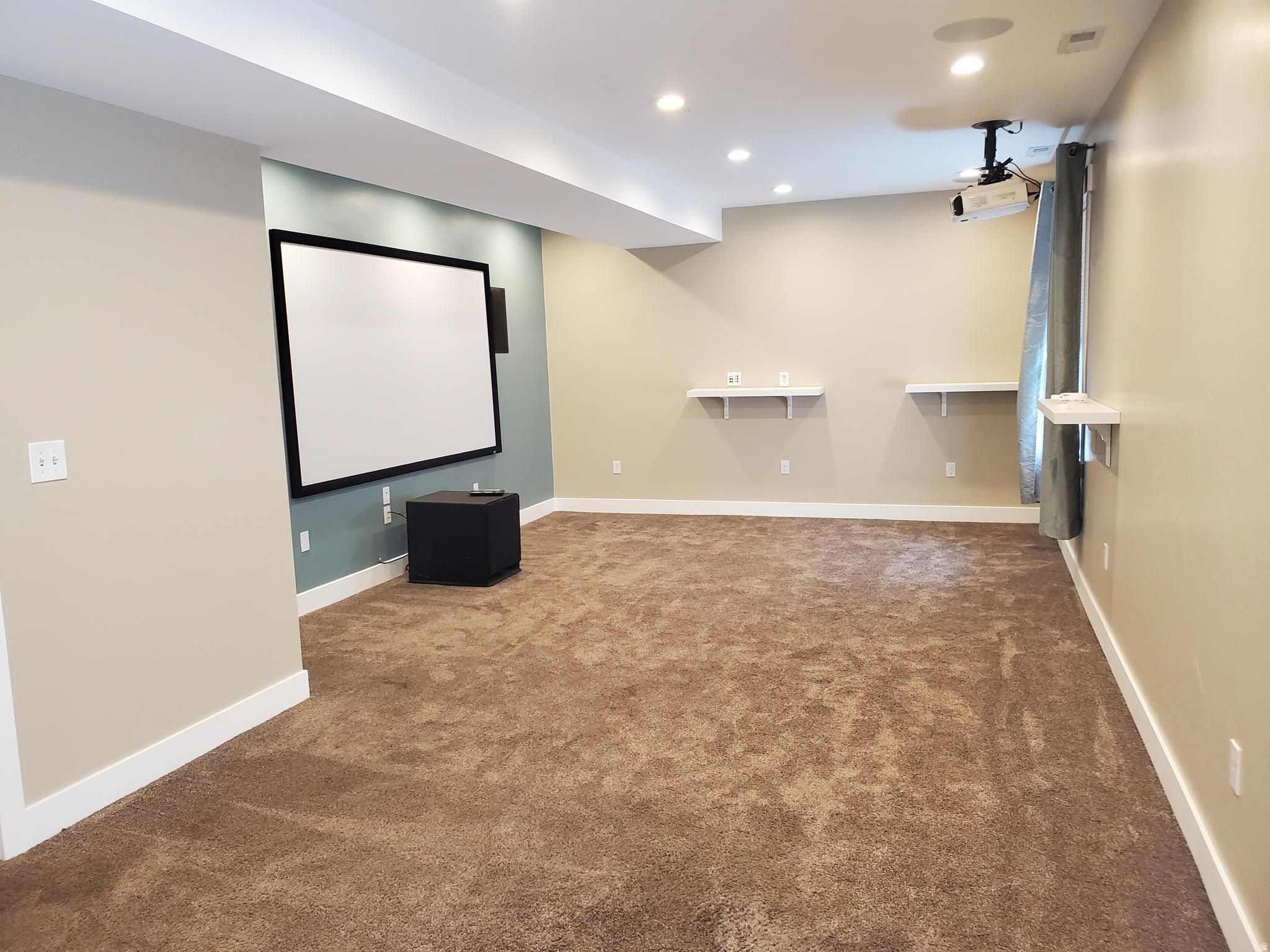 EAST RIVERWALK - Residential