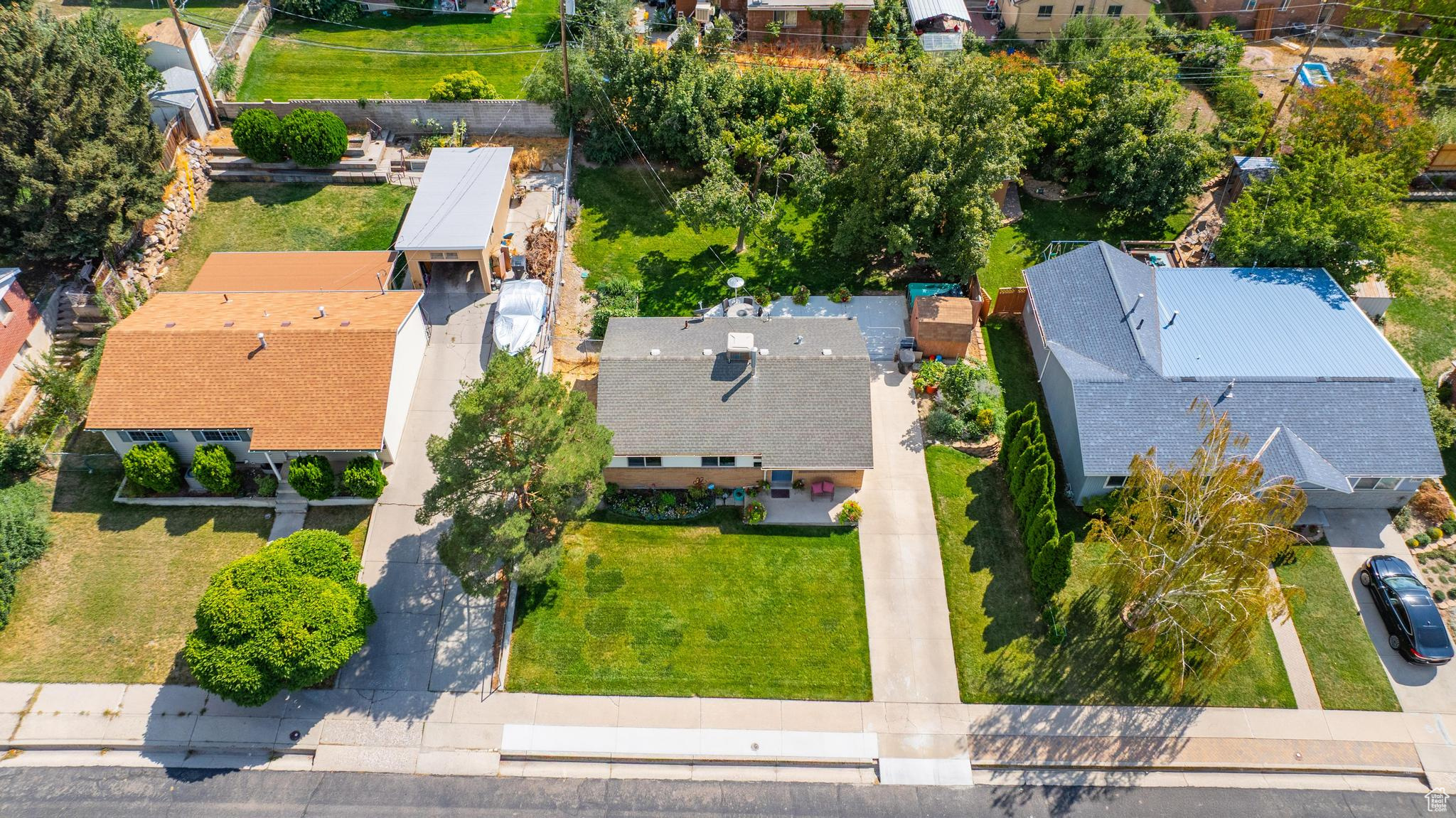 HIGHLAND TERRACE - Residential