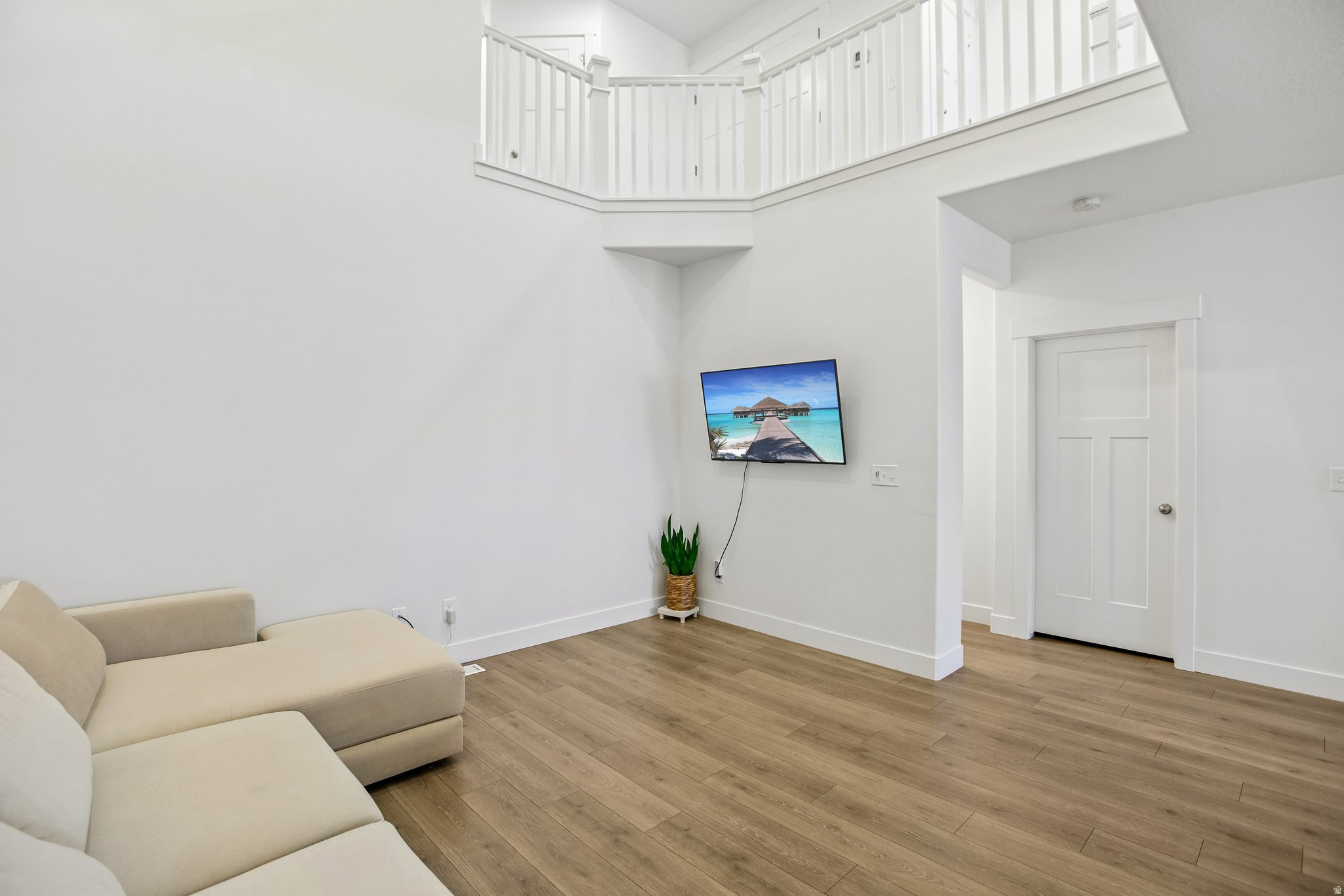 MOUNTAIN RIDGE - Residential