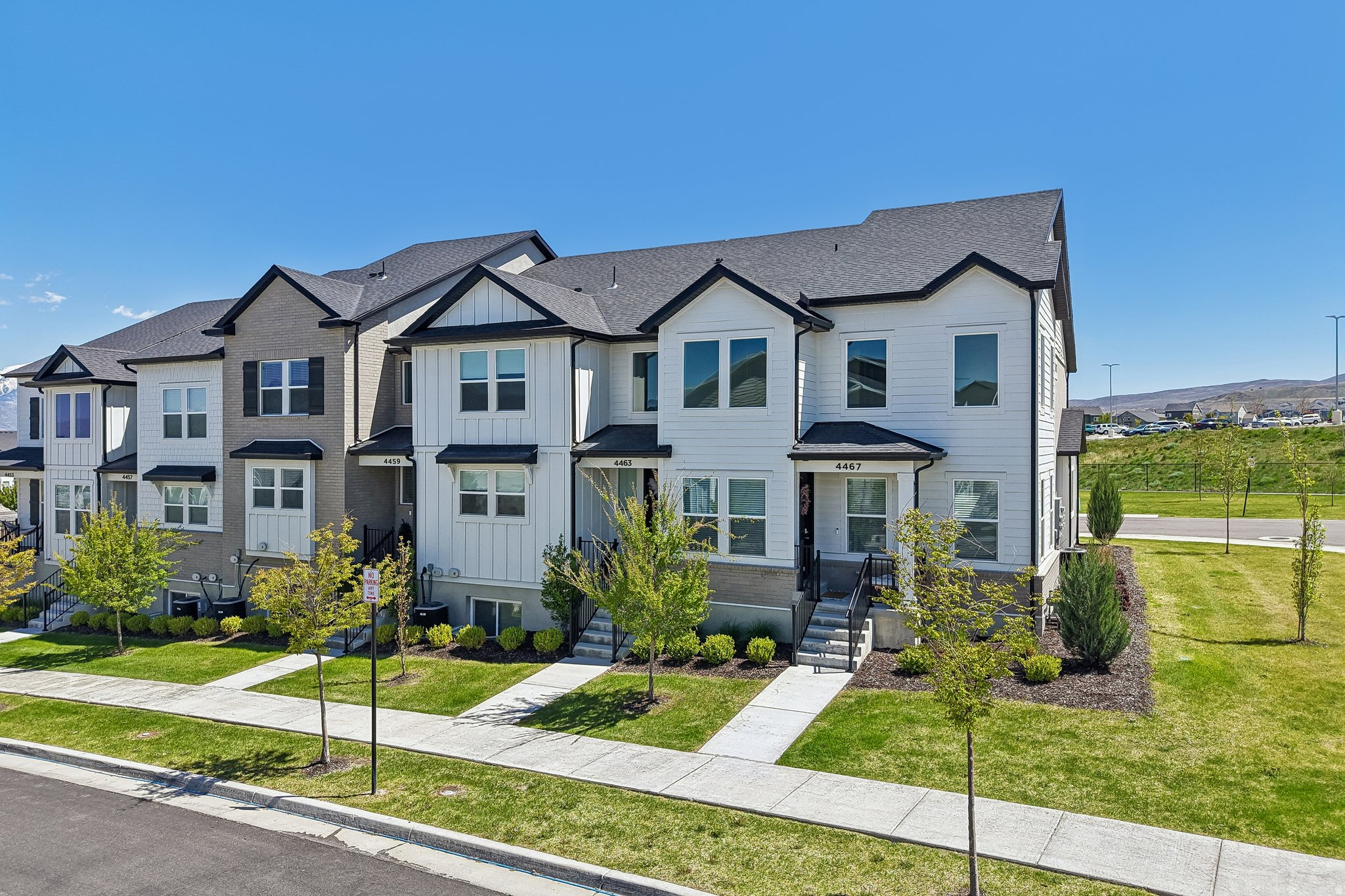 MOUNTAIN RIDGE - Residential
