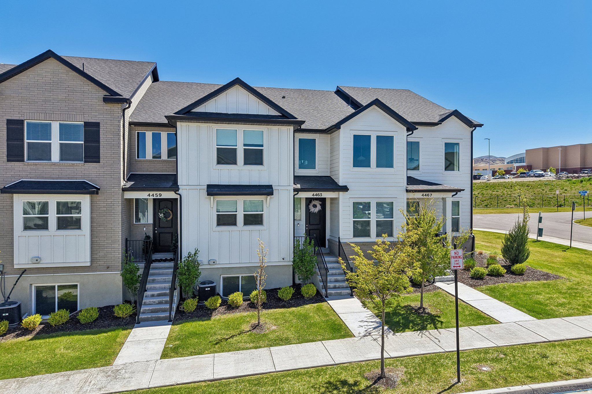 MOUNTAIN RIDGE - Residential