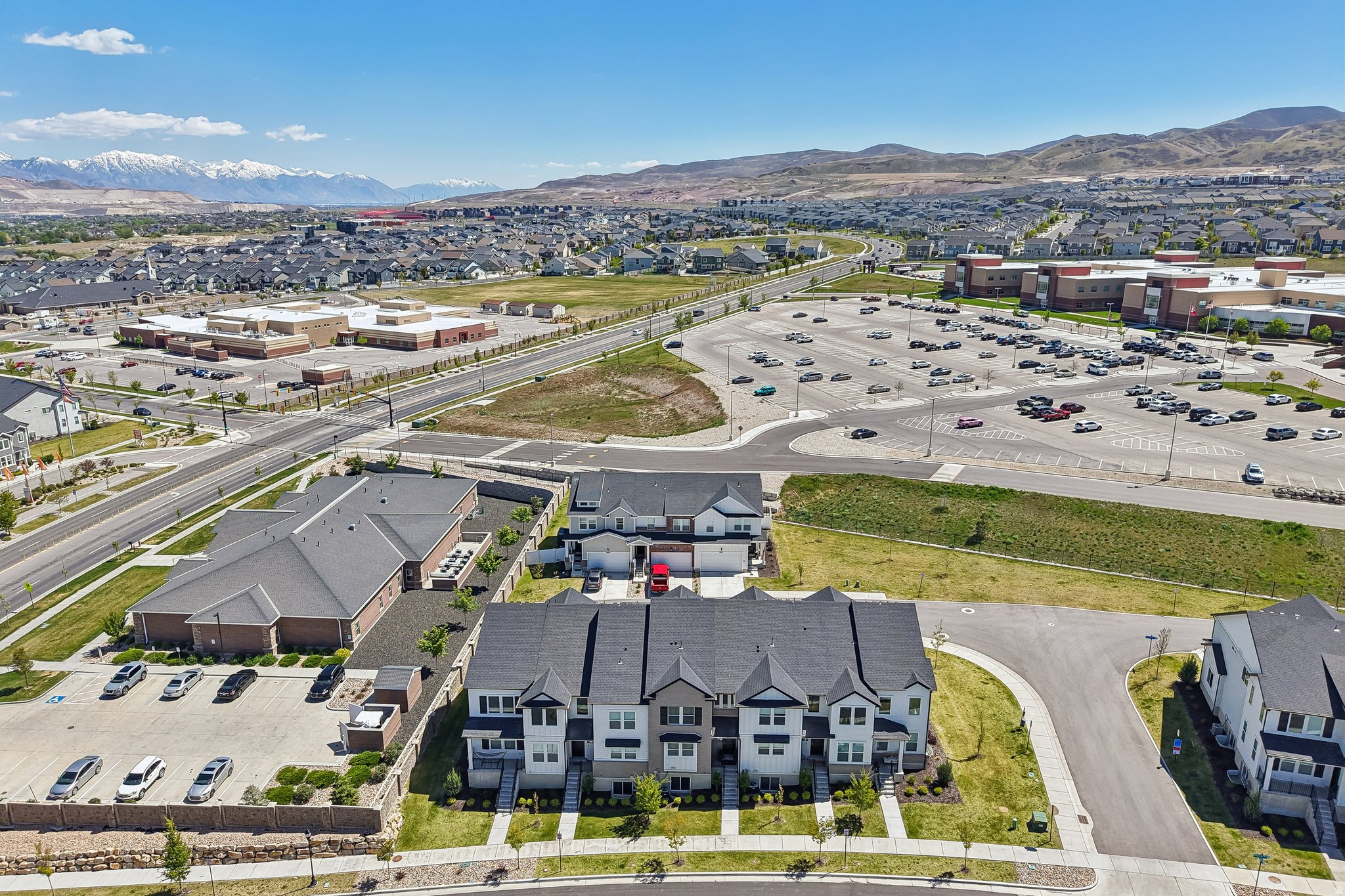 MOUNTAIN RIDGE - Residential