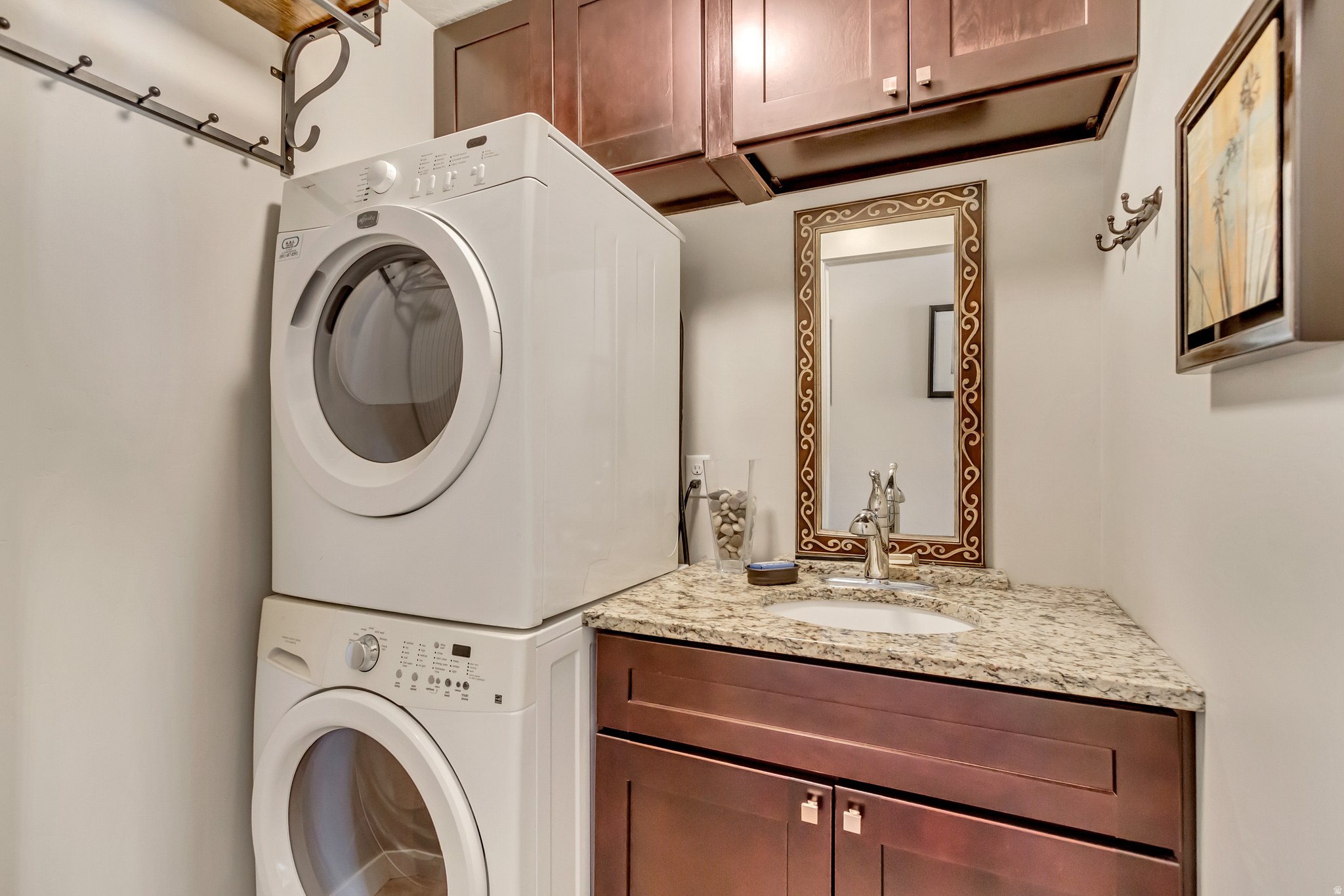 WATERSIDE TOWNHOMES - Residential