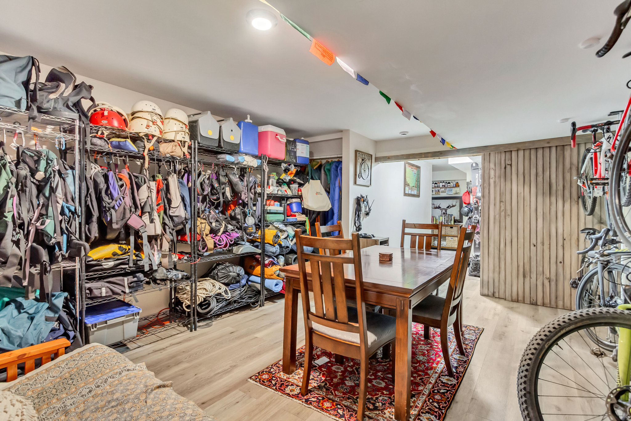 WATERSIDE TOWNHOMES - Residential