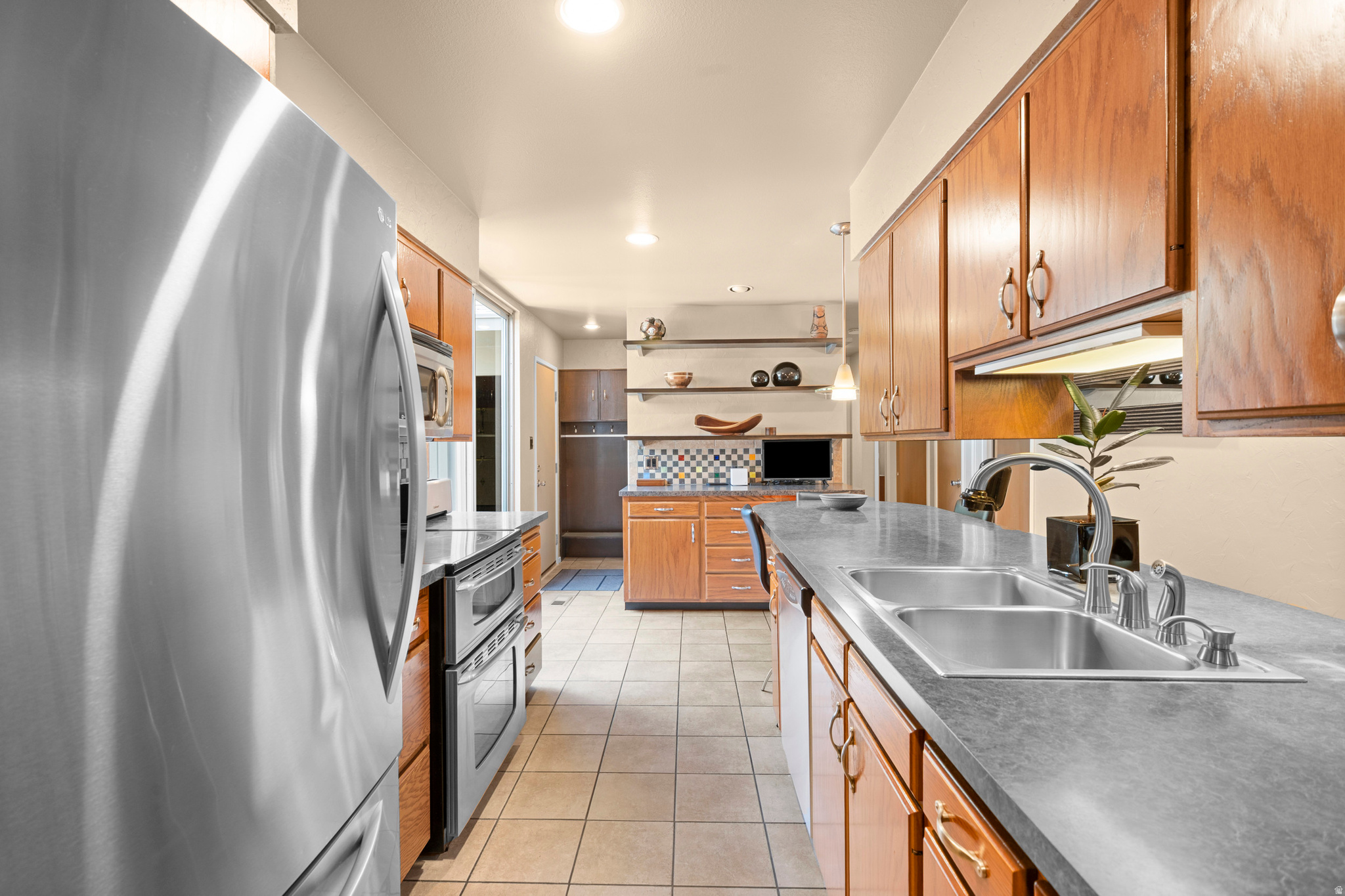 SHERWOOD HIL - Residential
