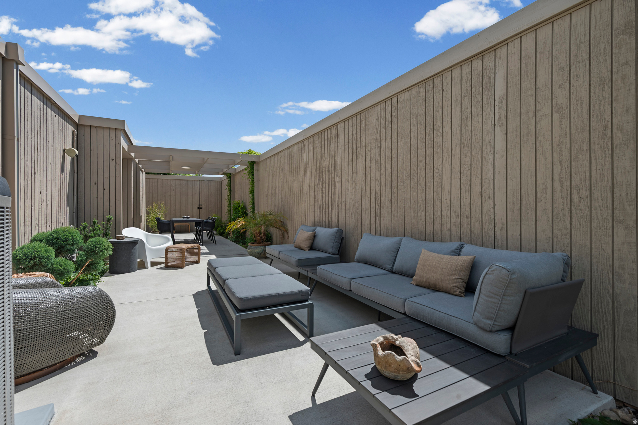 SHERWOOD HIL - Residential