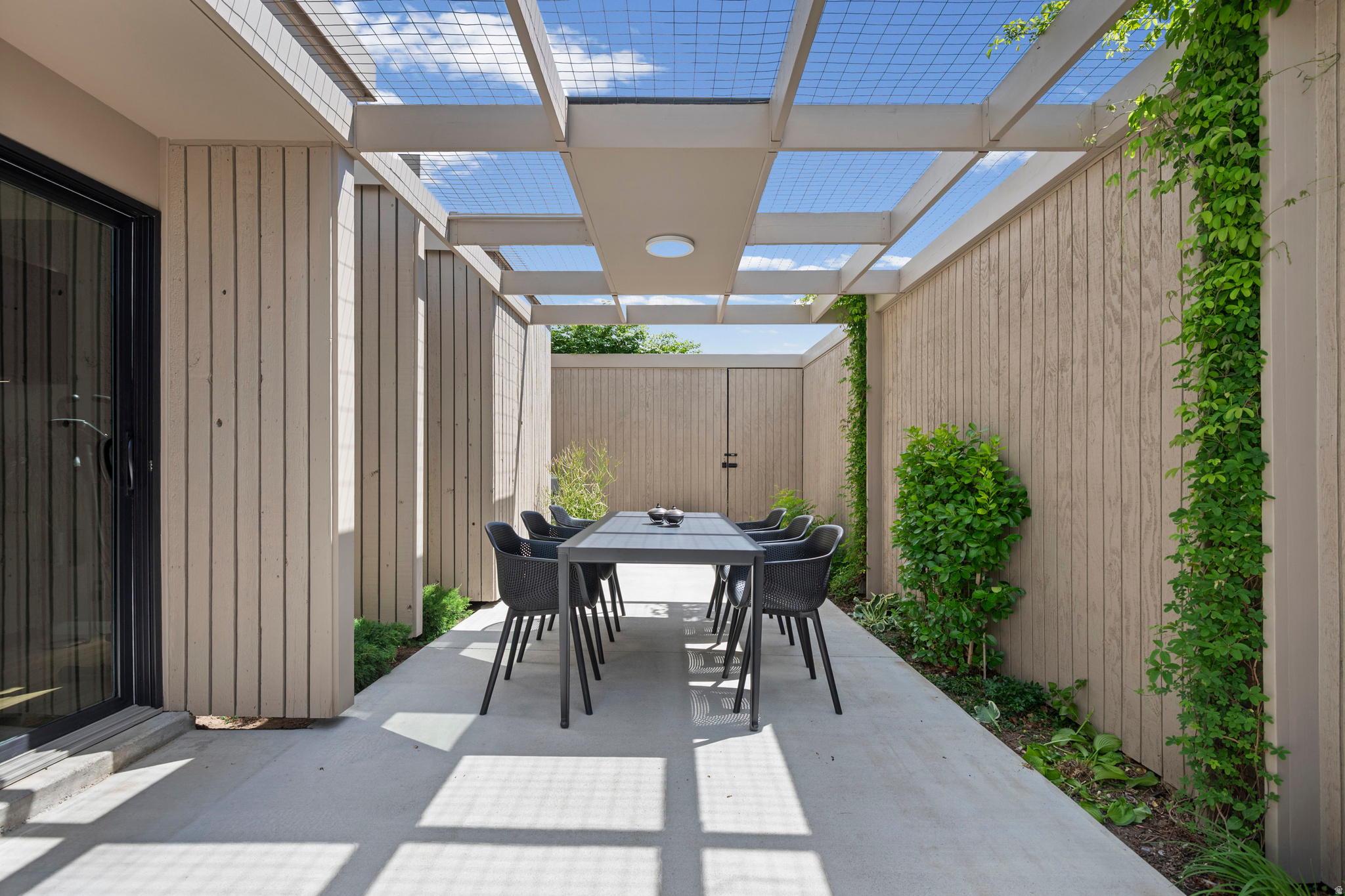 SHERWOOD HIL - Residential