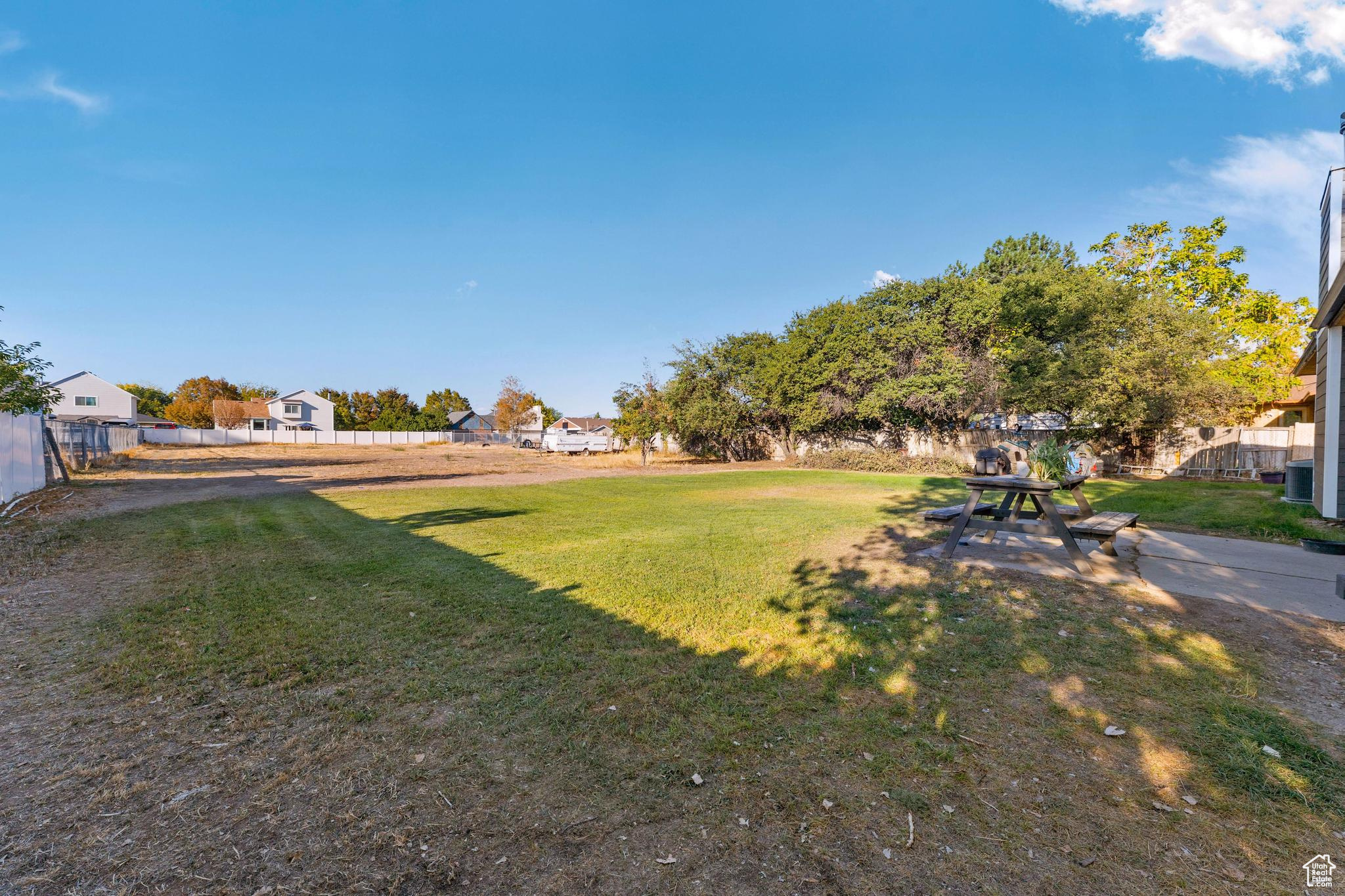 MEDALLION COVE - Residential