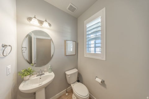 Tiny photo for 1655 S HAVEN PKWY, West Haven, UT 84401 (MLS # 2174212)