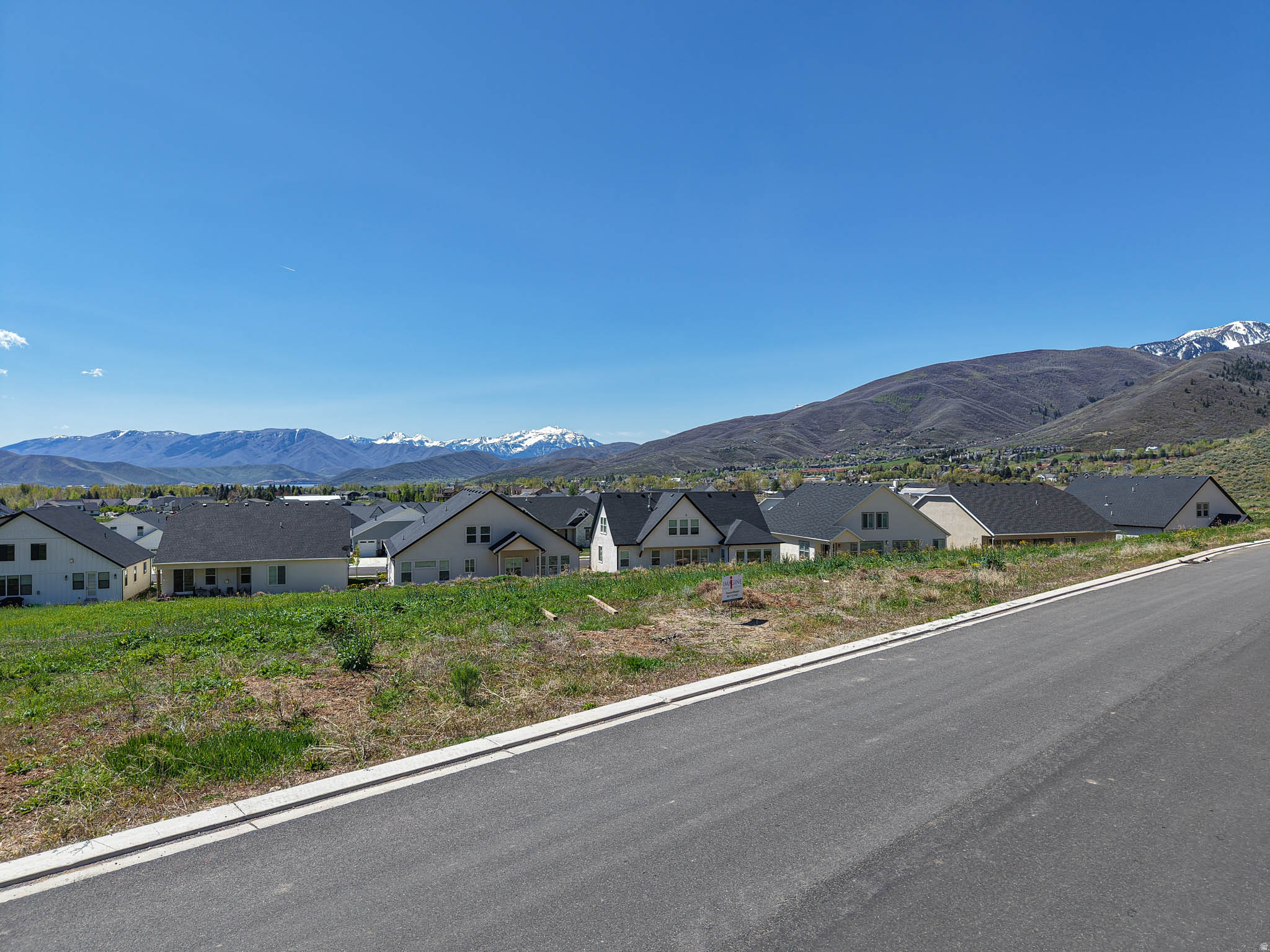 THE RESERVE AT MIDWAY - Land