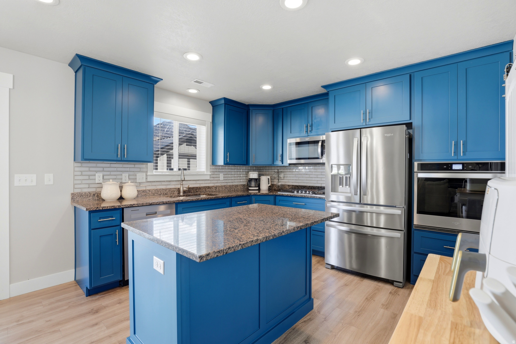 NORTHVIEW - Residential