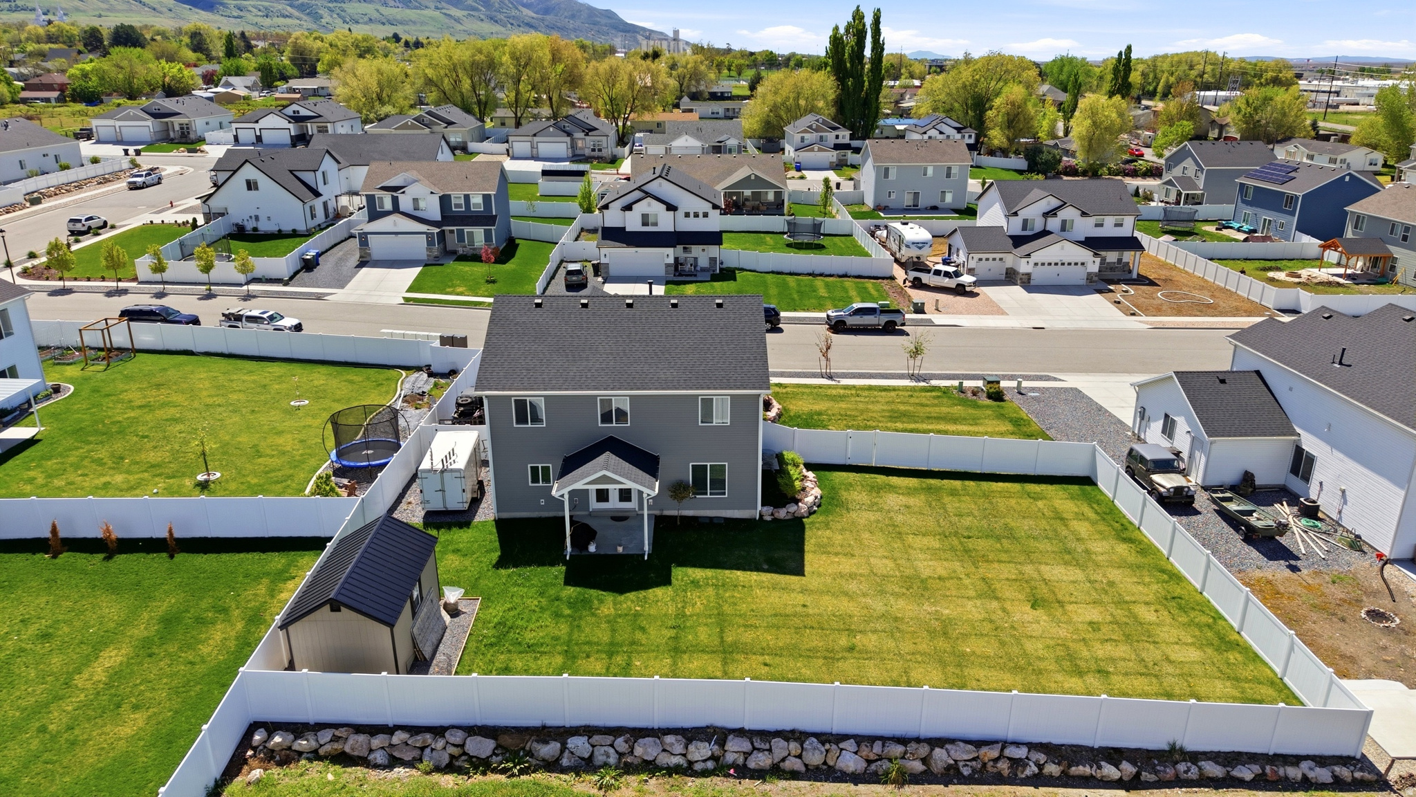 NORTHVIEW - Residential