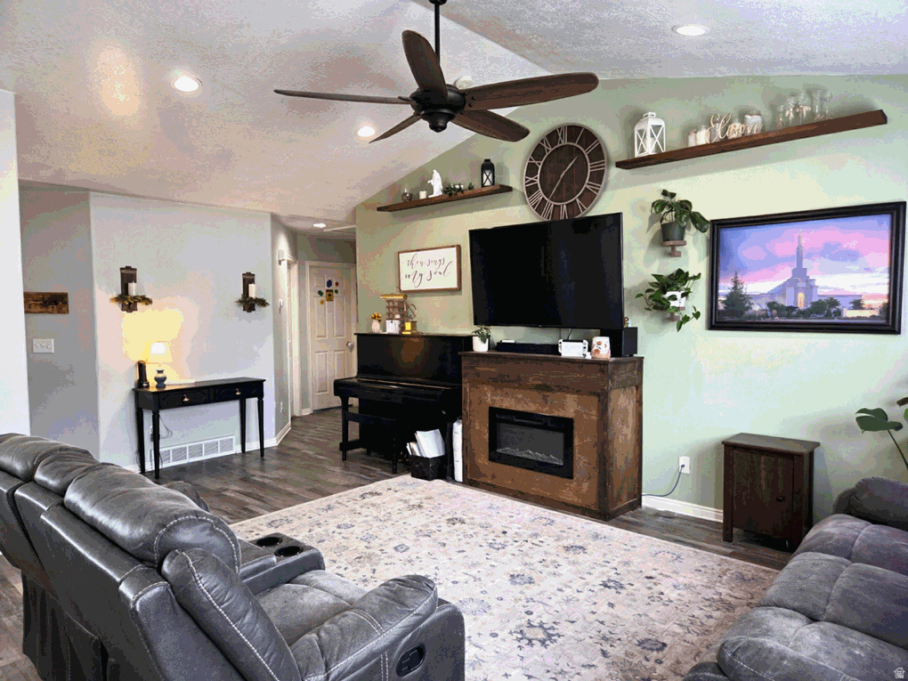 EAGLE POINT - Residential