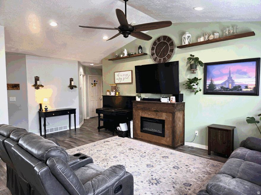 You can't get better than this beautiful home with two primary suites that both have full baths with walk in closets. The backyard is extraordinary, above and beyond for enjoying Utah's sunny days. With gas for BBQ and a dog run, gatherings will be peaceful while you enjoy  outdoor hangouts.