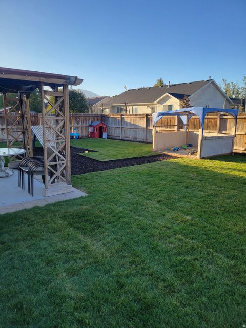 Tiny photo for 2147 E SHADOW DR, Eagle Mountain, UT 84005 (MLS # 2140711)