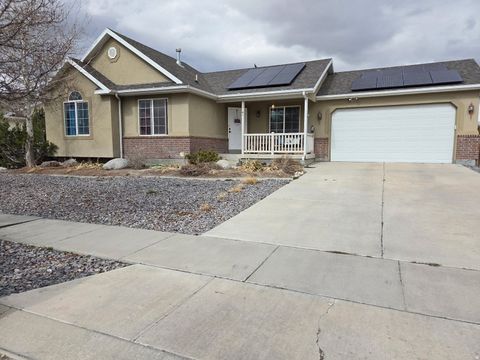 Tiny photo for 2147 E SHADOW DR, Eagle Mountain, UT 84005 (MLS # 2140711)