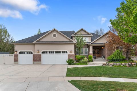 Photo of 13432 S CORNER HOLLOW CT E, Draper, UT 84020 (MLS # 2153610)
