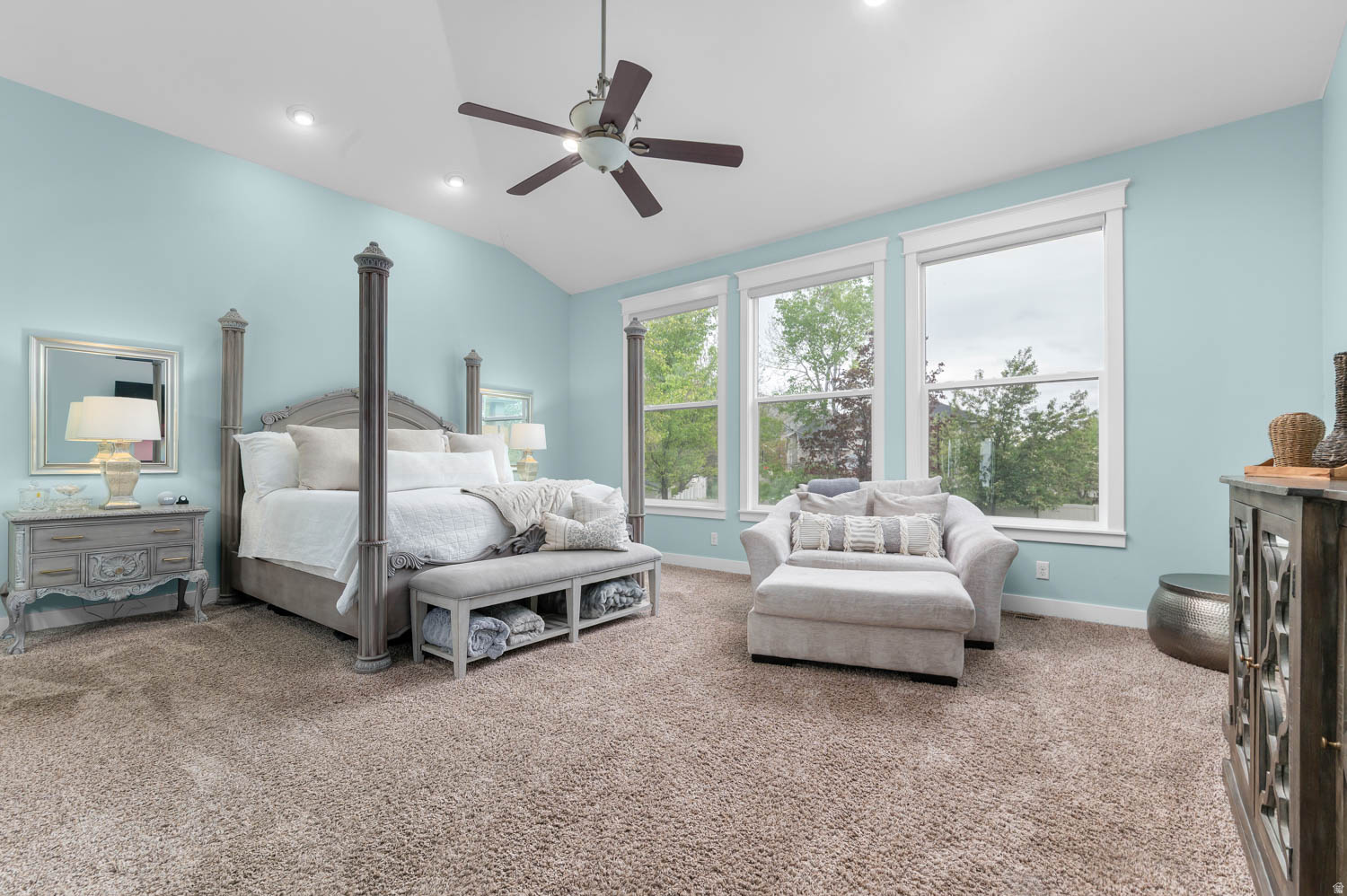 MEADOWS - Residential