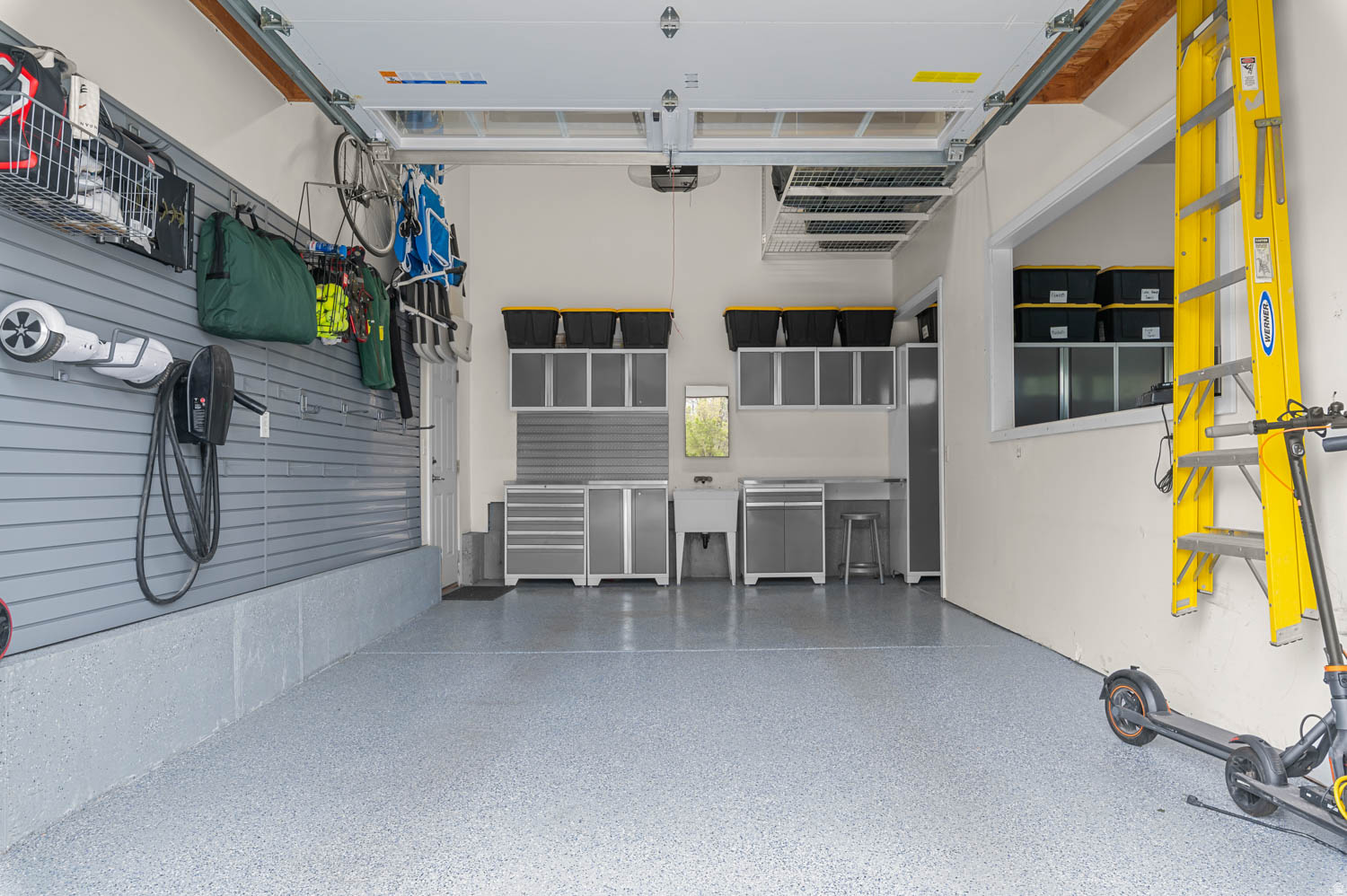 MEADOWS - Residential