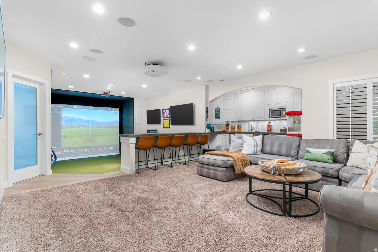 MEADOWS - Residential